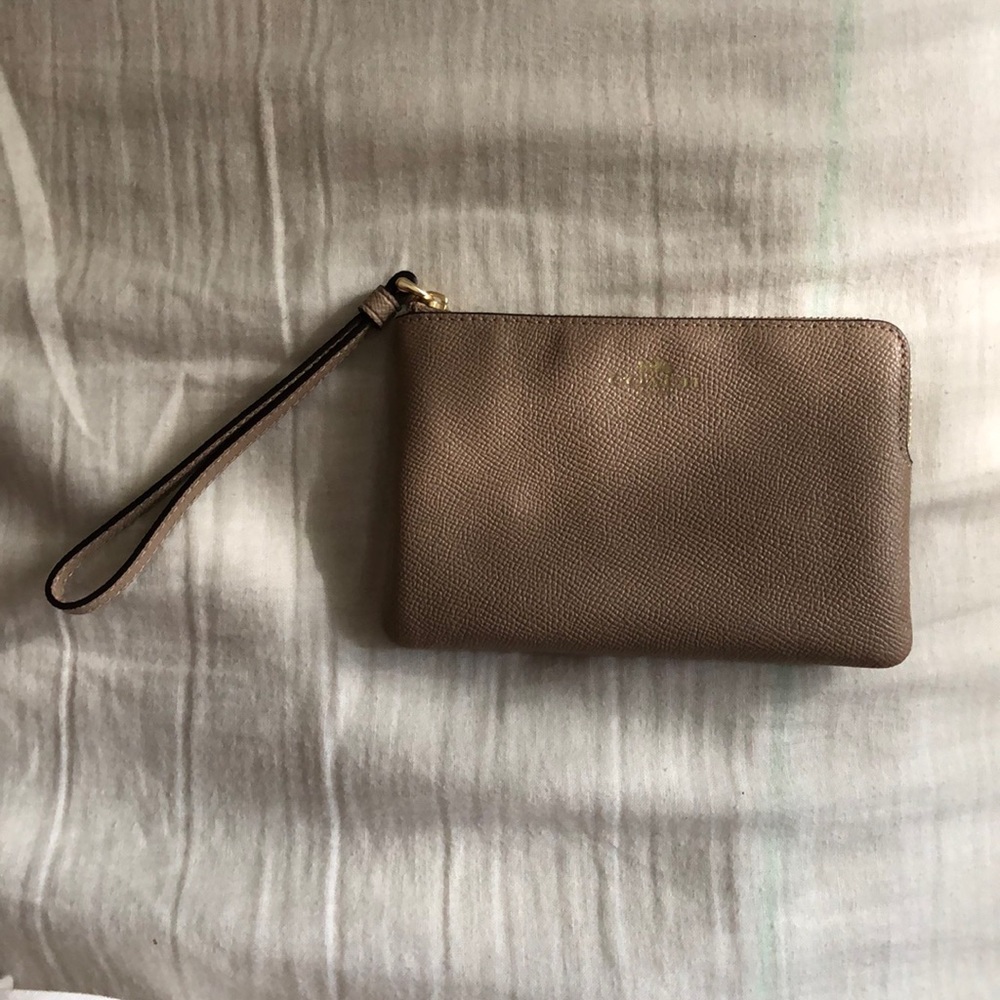 Coach Corner Zip Wristlet
